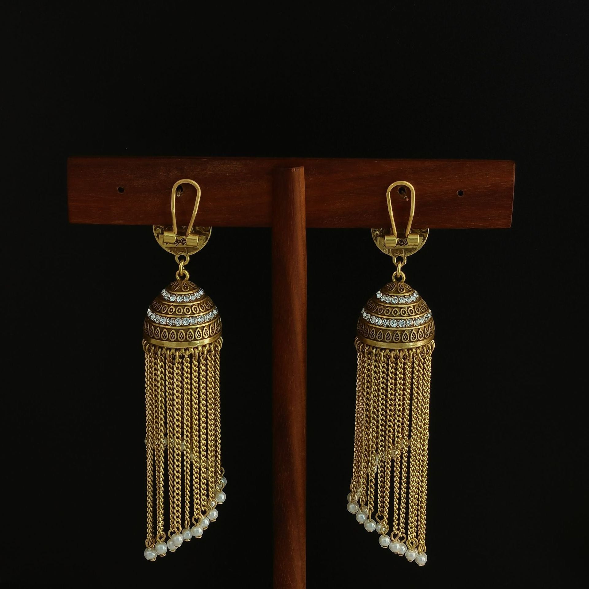 Zircon-set birdcage pearl earrings