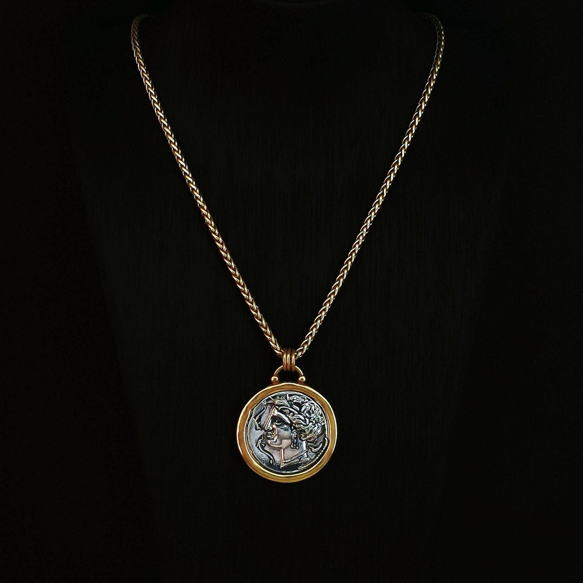 cameo necklace