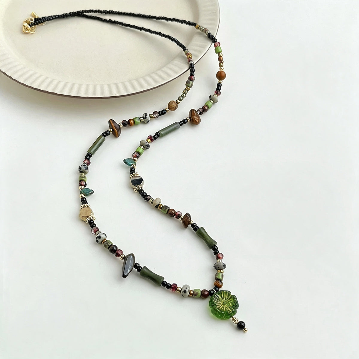 Of the forest Glass necklace